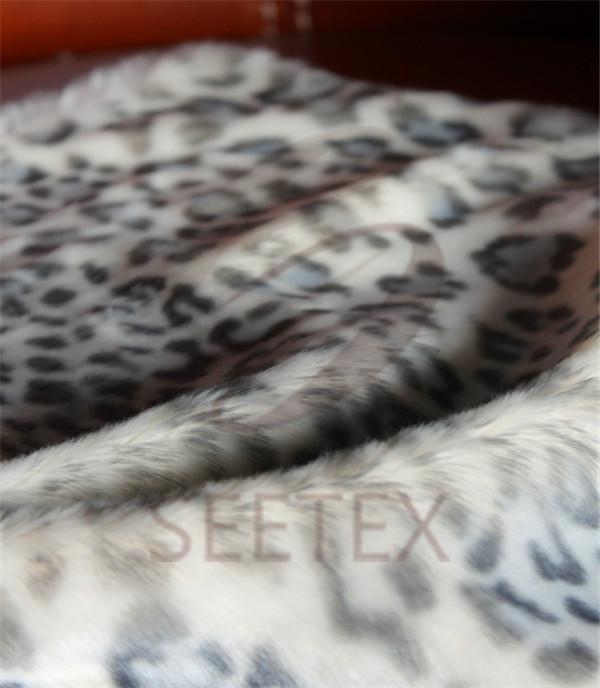 Snow leopard printing faux fur pillow
