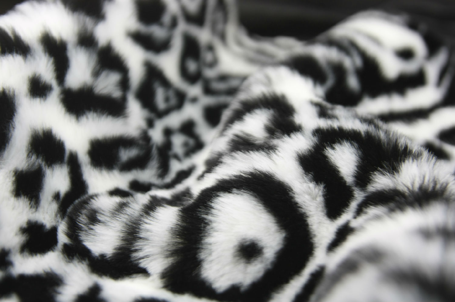 faux fur fabric manufacturer